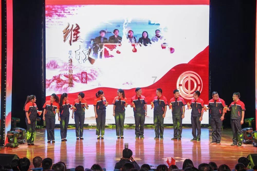 杨浦启动“YOUNG浦爱生活”跨年迎新购物季