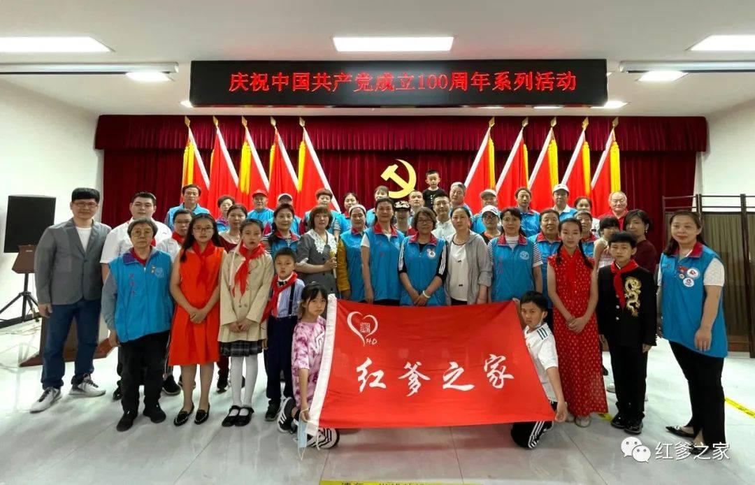 演义中,魏延是诈败王,张郃被四虎将完虐,在正史中两人谁更强?